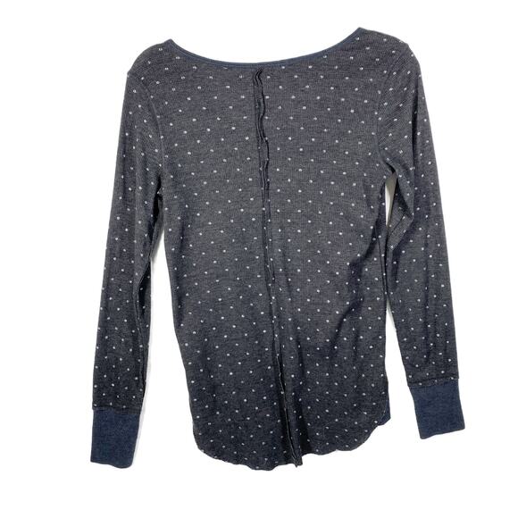 We the Free Thermal Knit Charcoal Gray White Spotted Top Womens Size Medium - Picture 2 of 9